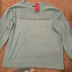 NWT Women’s Size Large Southern Marsh Pullover